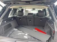 路虎揽胜行政3.0汽油