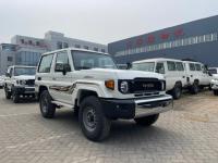 24款 2.8T LC71 柴油 铁轮 卤素大灯