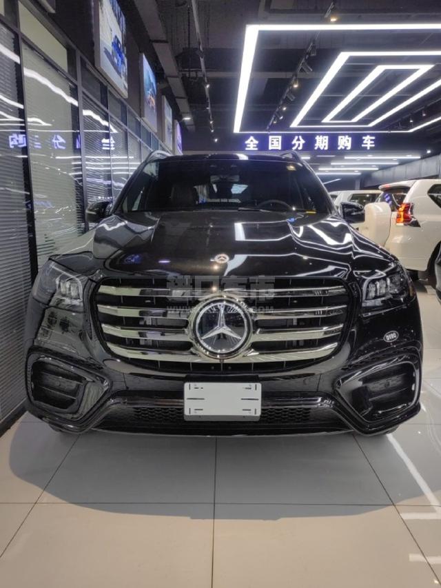 美规2024款 奔驰GLS450 7座 AMG包 顶峰包