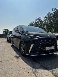 2024款雷克萨斯LM350h 2.5L 七座