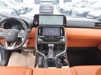 24款 LX600 4座 VIP