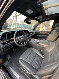 凯迪拉克凯雷德