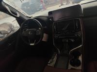 23款 LX600 7座 Signature签名版