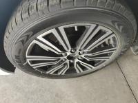 23款 LX600 7座 Signature签名版