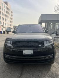 2024款 路虎揽胜行政4.4汽油 4.4T P530 汽油 SE 长轴 7座