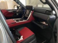 24款 LX600 7座 F-Sport运动