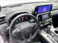 24款 LX600 7座 F-Sport运动