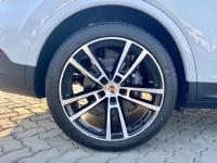 保时捷卡宴(凯宴)