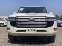 2024款 丰田酷路泽3500 3.5T GX-R 18轮 8气 天窗 无蠕行 无大灯清洗