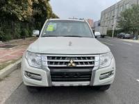 2022款 三菱帕杰罗V93 3.0L GLS 真皮
