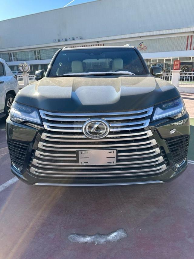 加版2023款 雷克萨斯LX600 7座 F-Sport运动