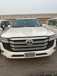 2024款 丰田酷路泽4000 4.0L GX-R 4气 18轮