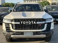 2024款 丰田酷路泽3500 3.5T GR-Sport 天窗 抬显 后娱 雷测