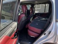 24款 LX600 7座 Luxury豪华