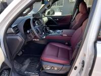 24款 LX600 7座 Luxury豪华