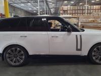 路虎揽胜行政3.0汽油