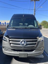 2023款 奔驰斯宾特 2.0T 汽油