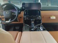 24款 LX600 7座 Luxury豪华
