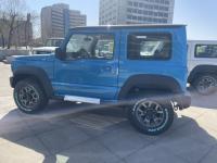 2024款 铃木吉姆尼 1.5L 三门 自动 顶配GLX