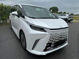 2024款 雷克萨斯LM350 2.5L 七座 菲律宾 现车秒提 定金发车 全国分期 首付两成 送三年六万整车质保 包退包换包修 贵宾热线：18526401193 任经理