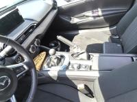 24款 2.0L 手动 软顶敞篷