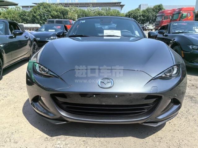 墨版2024款 马自达MX-5 2.0L 手动 软顶敞篷