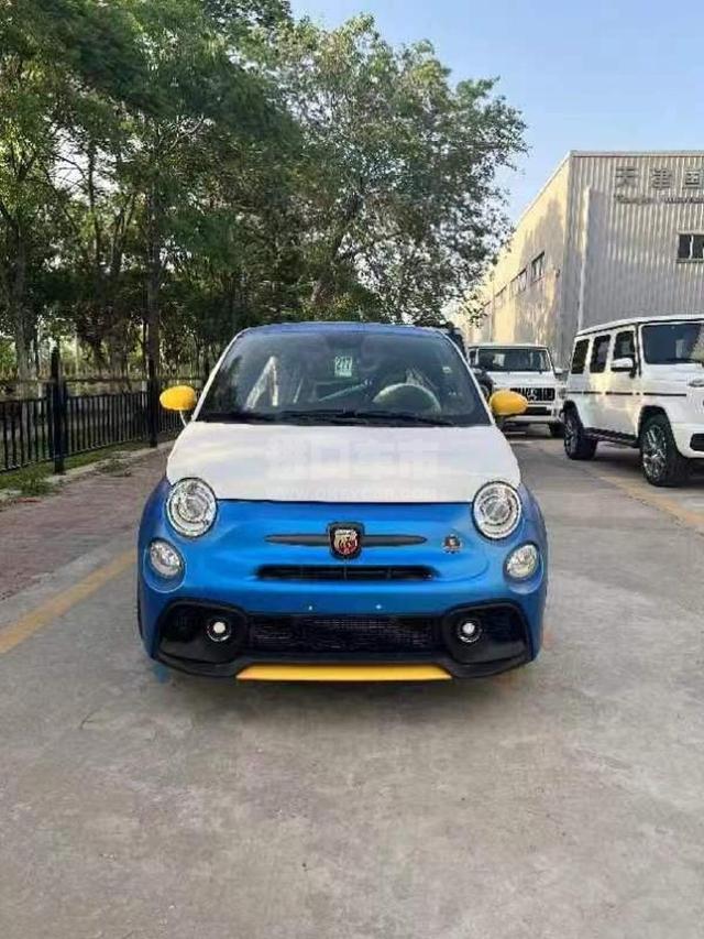 欧版2022款 阿巴斯ABARTH 695 1.4T 手动 竞技版