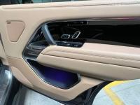 路虎揽胜行政4.4汽油