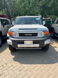 2023款 丰田FJ酷路泽 4.0L XTREME极限运动 八气