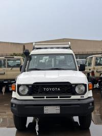 2024款 丰田酷路泽70系列 4.0L LC78 自动 汽油