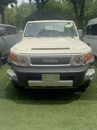 2023款 丰田FJ酷路泽 4.0L GX-R 八气