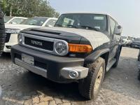 2022款 丰田FJ酷路泽 4.0L GX-R 两气 蠕行 大屏