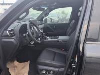 24款 LX600 7座 Premium高级