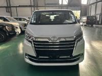 2023款 丰田格兰维亚 2.8T 柴油 Premium高级版