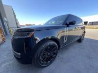 2024款 路虎揽胜行政4.4汽油 4.4T P530 汽油 SE 长轴 7座