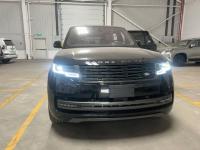 2024款 路虎揽胜行政4.4汽油 4.4T P530 汽油 SE 长轴 7座