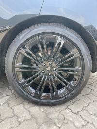 路虎揽胜行政3.0汽油