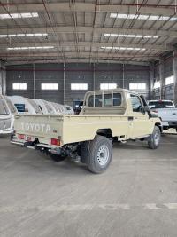 2024款 丰田酷路泽70系列 4.0L LC79 自动 汽油 单排