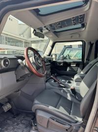 INEOS(英力士)Grenadier掷弹兵