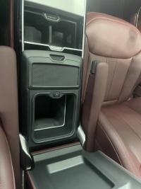 路虎揽胜行政3.0汽油