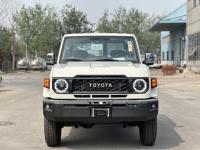 2024款 丰田酷路泽70系列 2.8T LC71 柴油 铁轮 卤素大灯