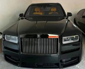 2024款 劳斯莱斯库里南(Cullinan) 6.7T Black Badge 联系电话：15620023077 万经理{同微信} 可零首付 定金发车 大商无欺 无隐藏消费