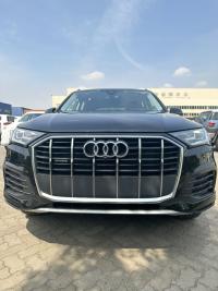 2023款 奥迪Q7 2.0T 标准型