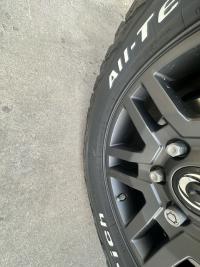 INEOS(英力士)Grenadier掷弹兵