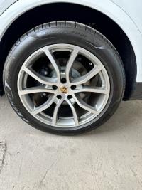 保时捷卡宴(凯宴)