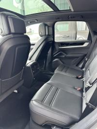 保时捷卡宴(凯宴)