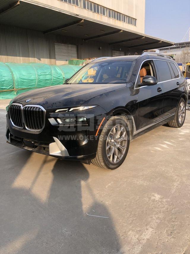 美规2024款 宝马X7 xDrive40i Luxury豪华