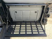 INEOS(英力士)Grenadier掷弹兵