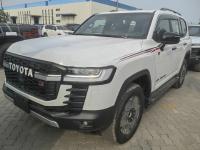 2024款 丰田酷路泽3500 3.5T GR-Sport 天窗 抬显 后娱 无雷测