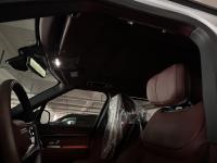 路虎揽胜行政4.4汽油